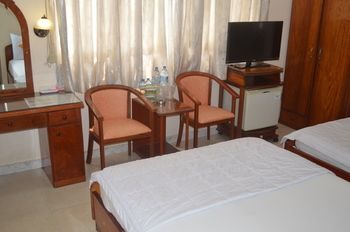 Hanh Phuc Hotel Ho Chi Minh City Exterior photo